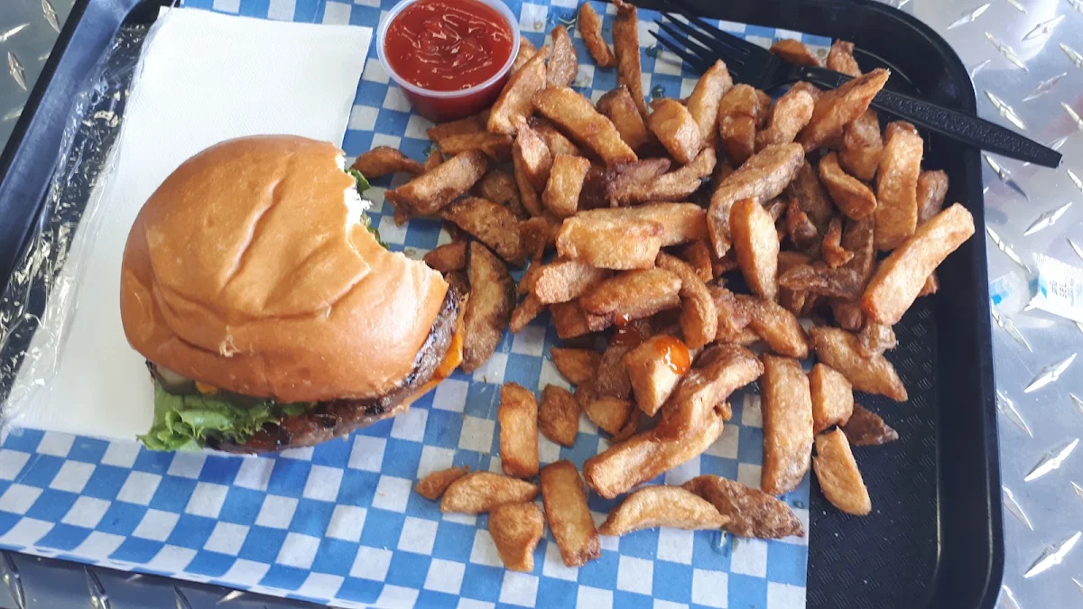 Cheeseburger and Fries