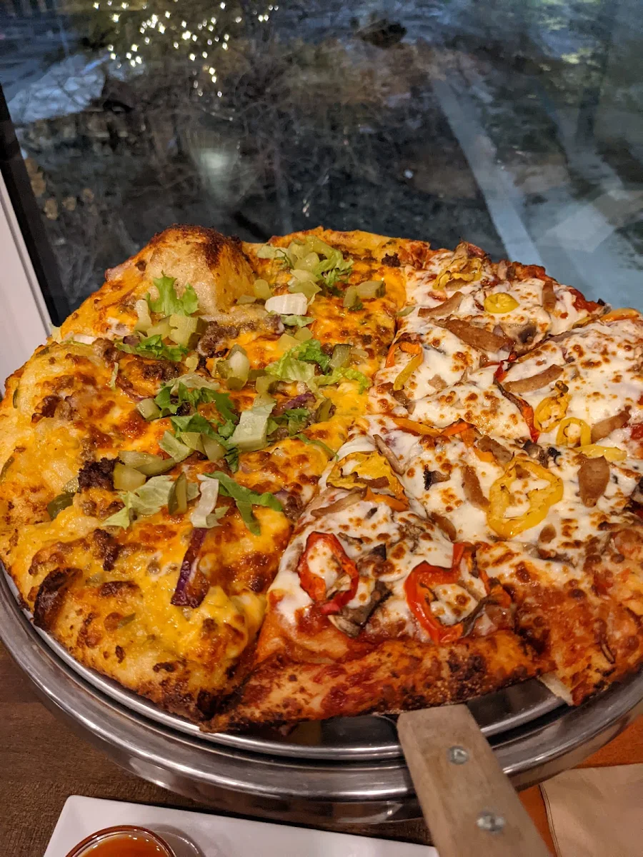 Half Mac Pizza Half Spicy Italian
