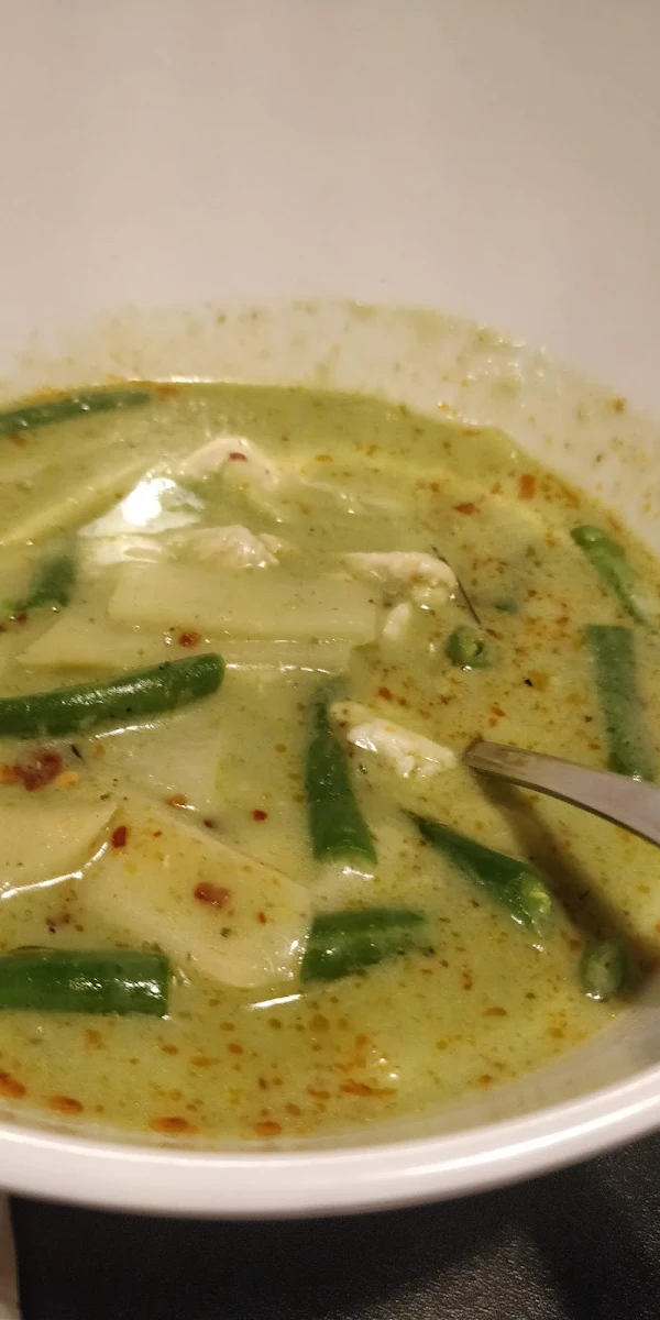 Green Curry Chicken