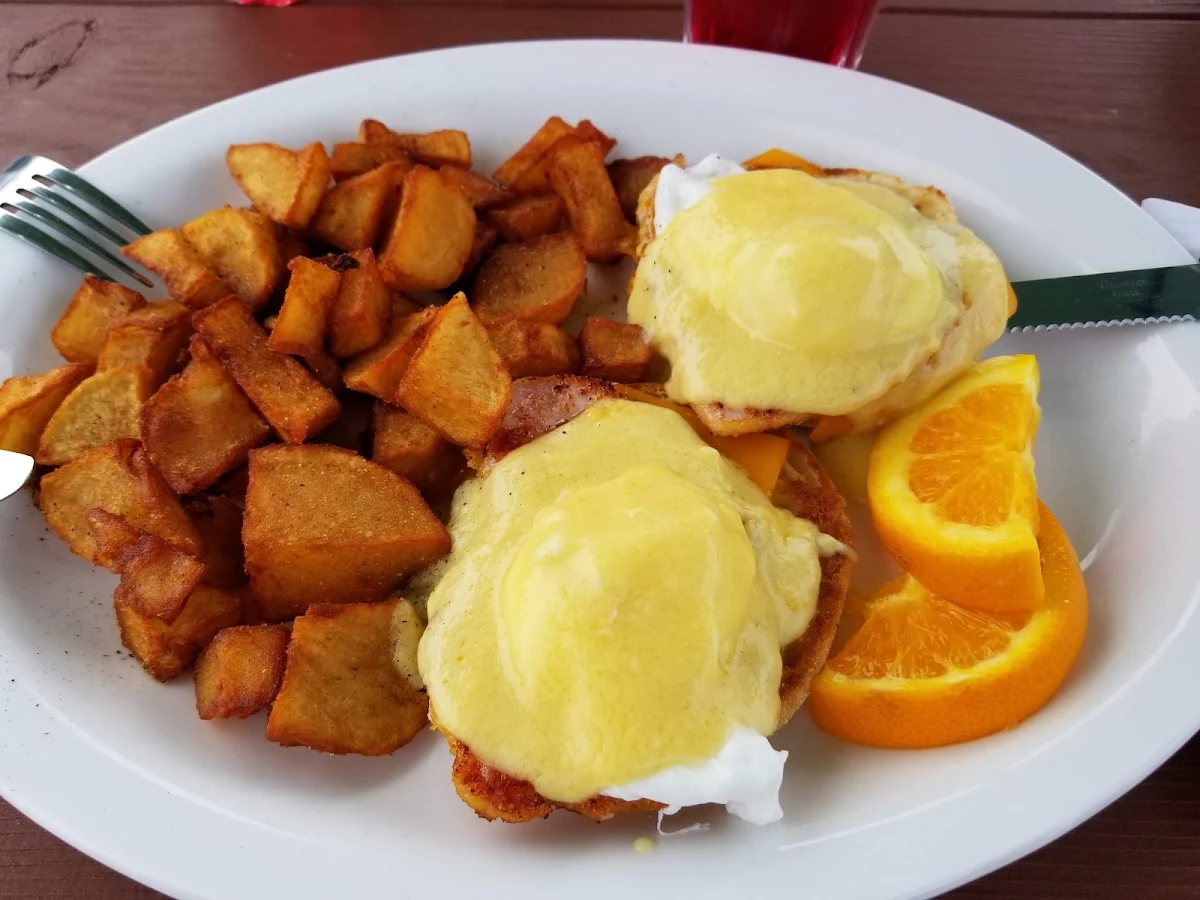 Eggs Benedict