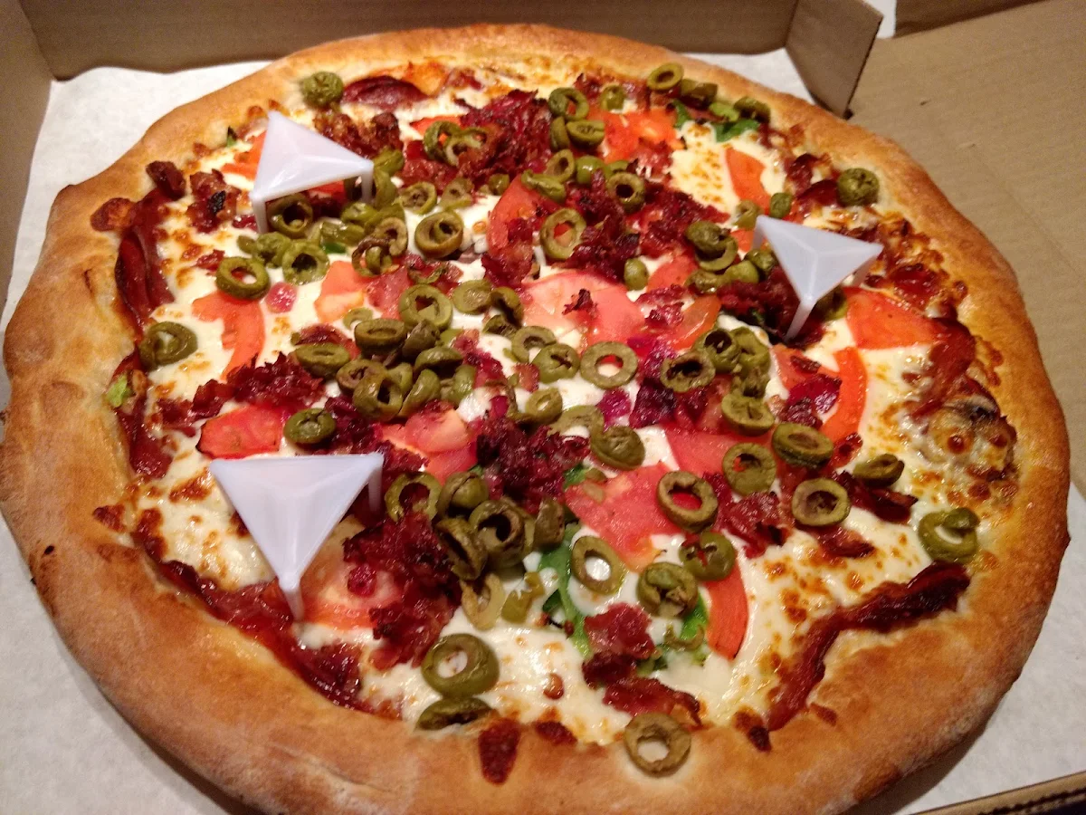 Pizza Suprême Supreme Pizza