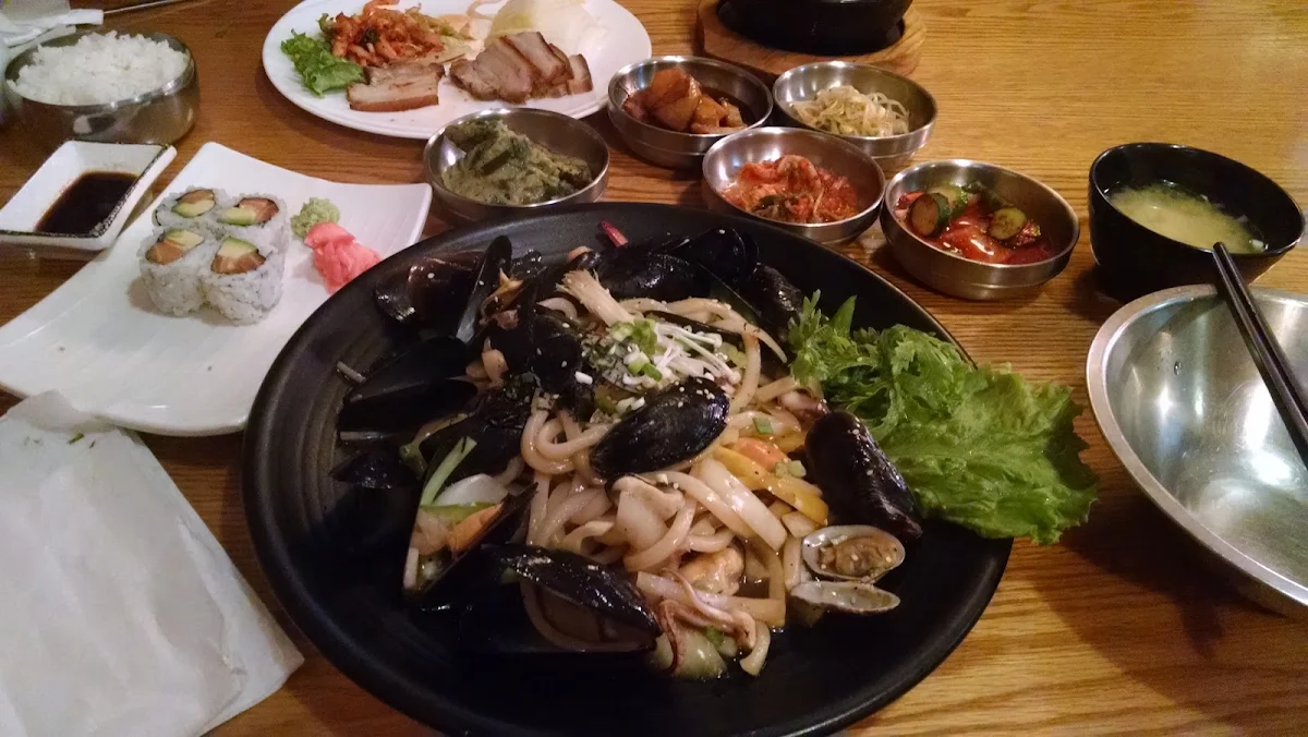 seafood yaki udon 해물야끼우동