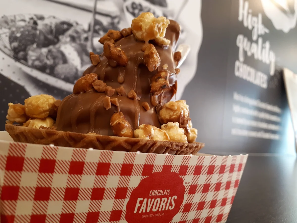 Salted Caramel Kooky Bowl in a Waffle Bowl