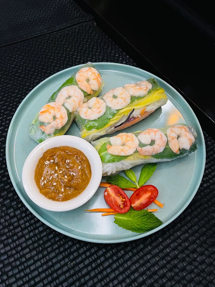 Rouleaux de Printemps Avec Des Crevettes Fraîches