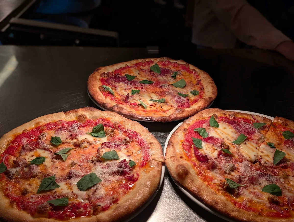 Queen Bee Pizza