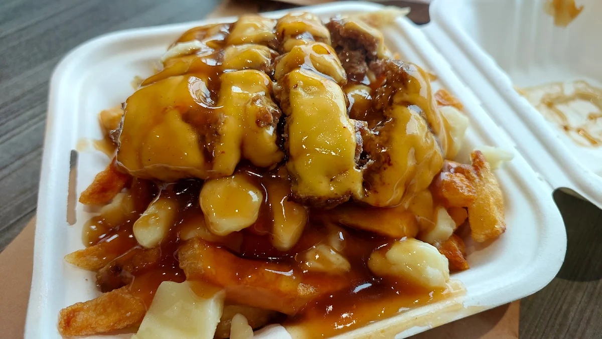 Cheese Burger Poutine