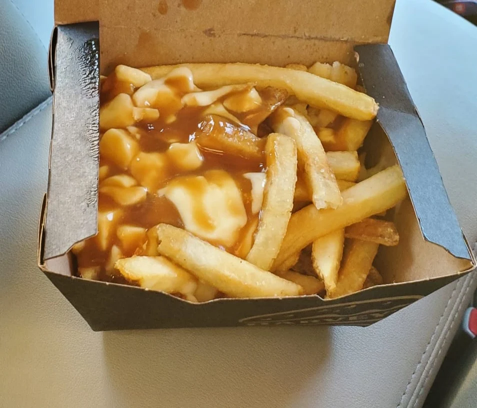Regular Classic Poutine
