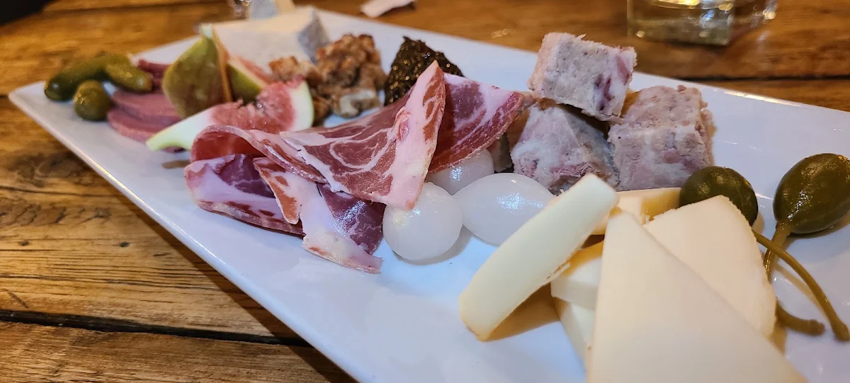 Charcuterie & Cheese Board