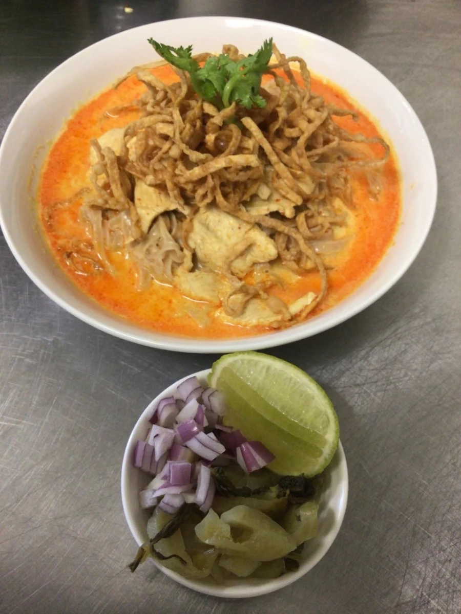 Khao Soi Noodle Soup Chicken