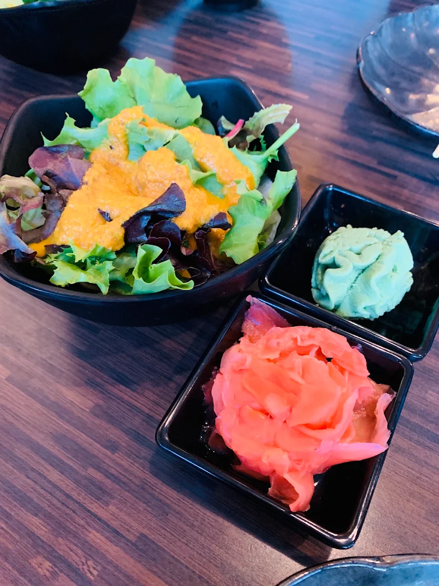 Mixed Green Salad