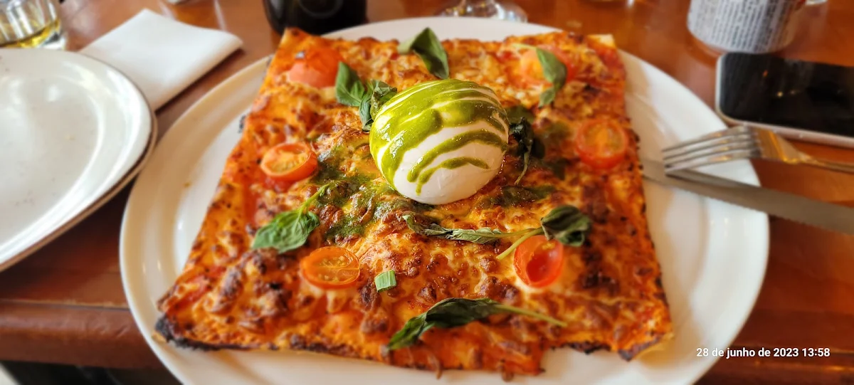 Pizza Burrata Burrata Pizza