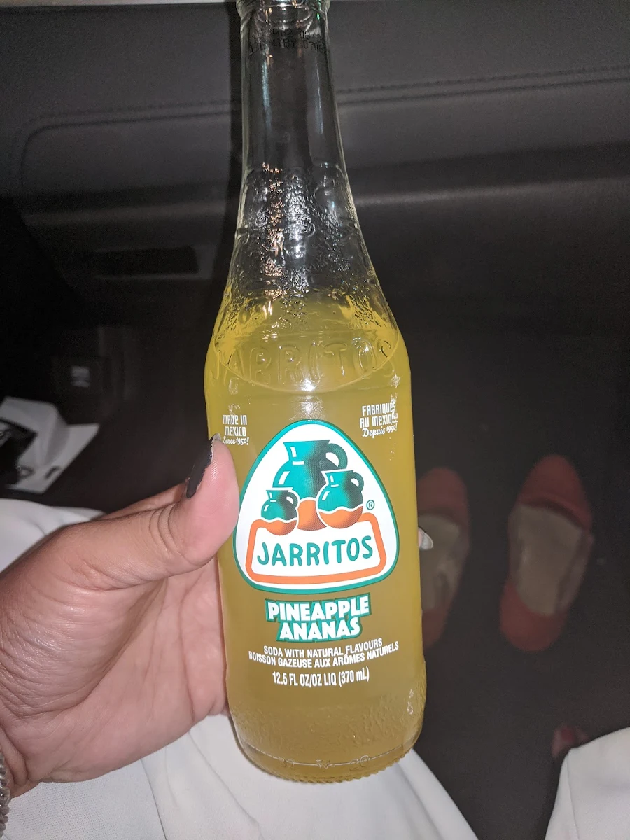 Jarritos, barBURRITO