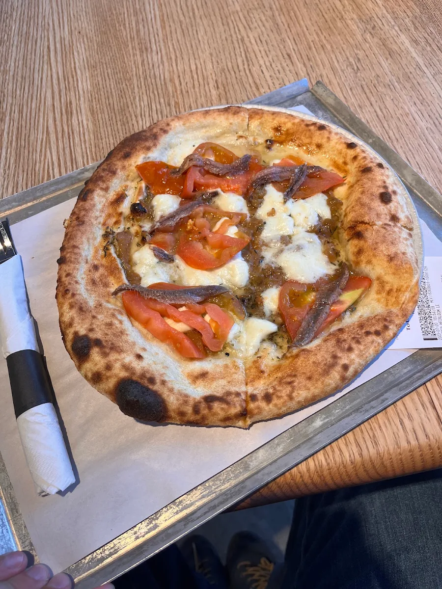 Heirloom Pizza