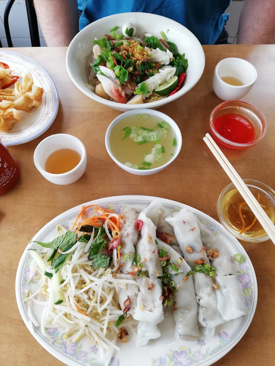 Bánh Cuốn