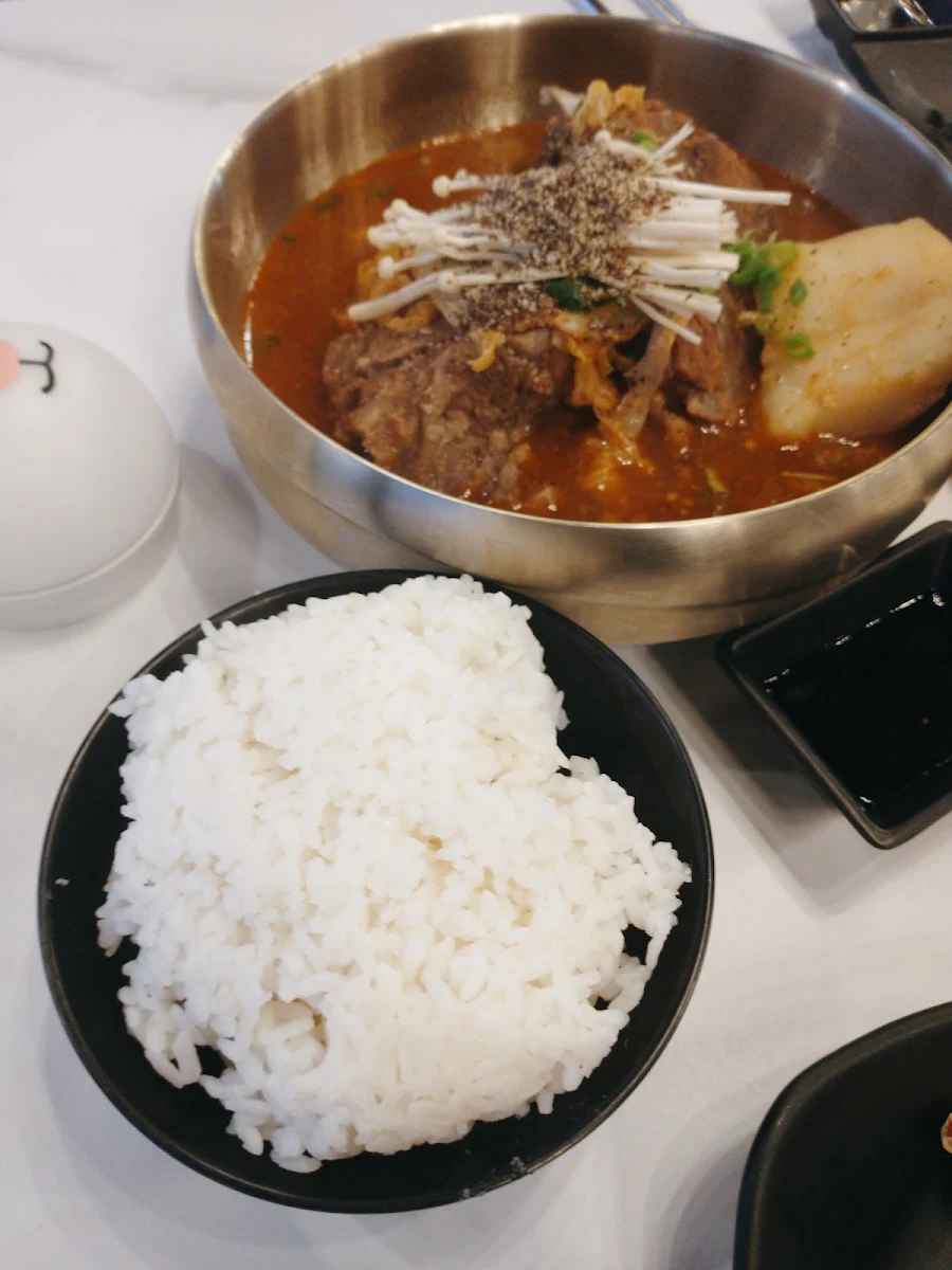 Pork Backbone Stew Gamja-Tang with Rice