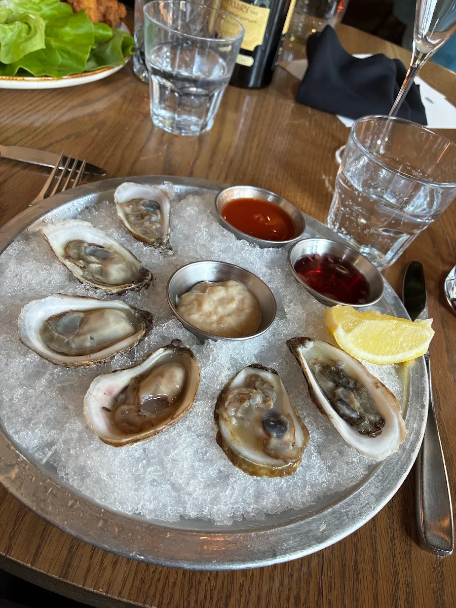 Fresh Raw Oysters with Condiments