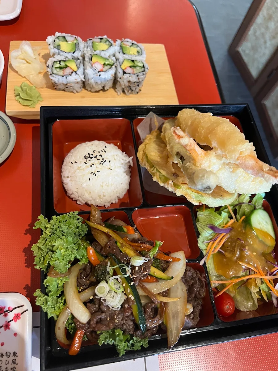 Bulgogi and Tempura Bento
