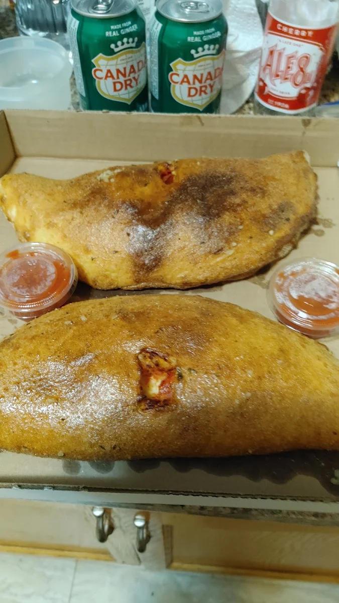Panzerotti, MJ's Gourmet Pizza