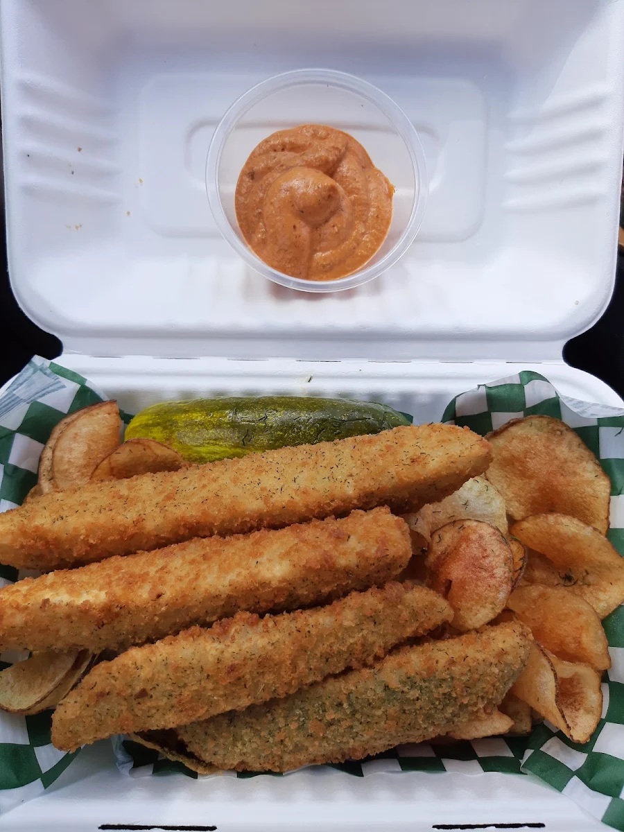Fried Pickles N' Dip