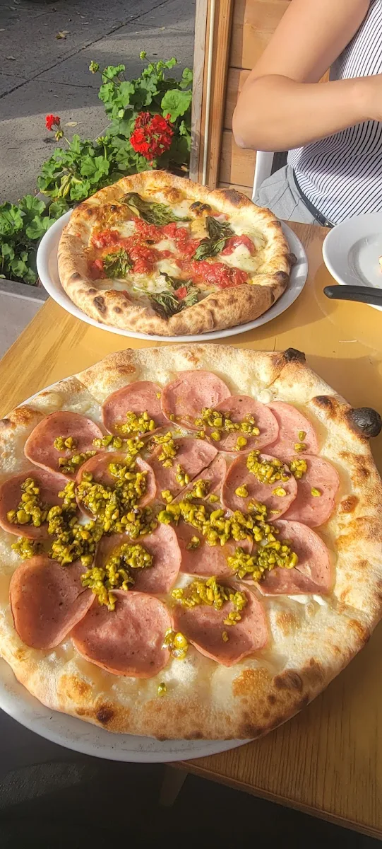 Vetri Pizza