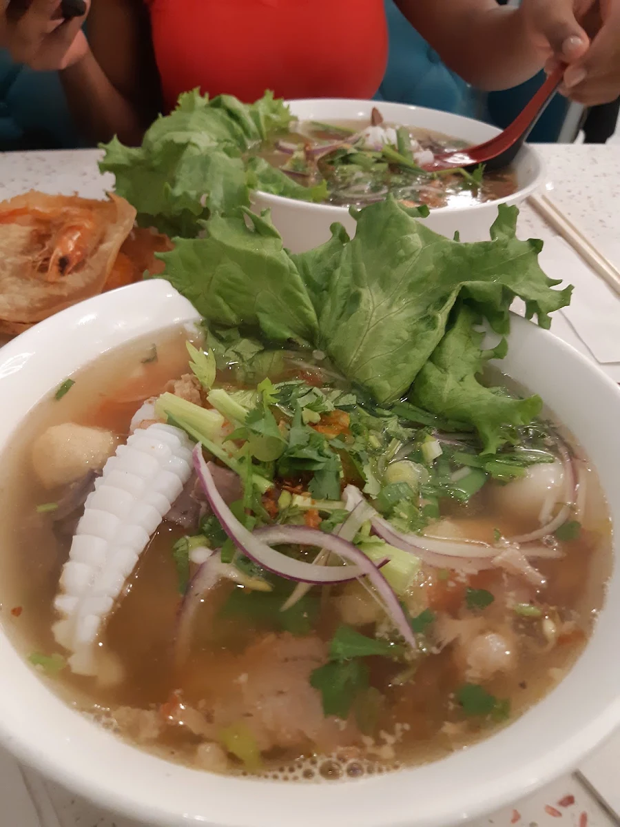 Large Pho