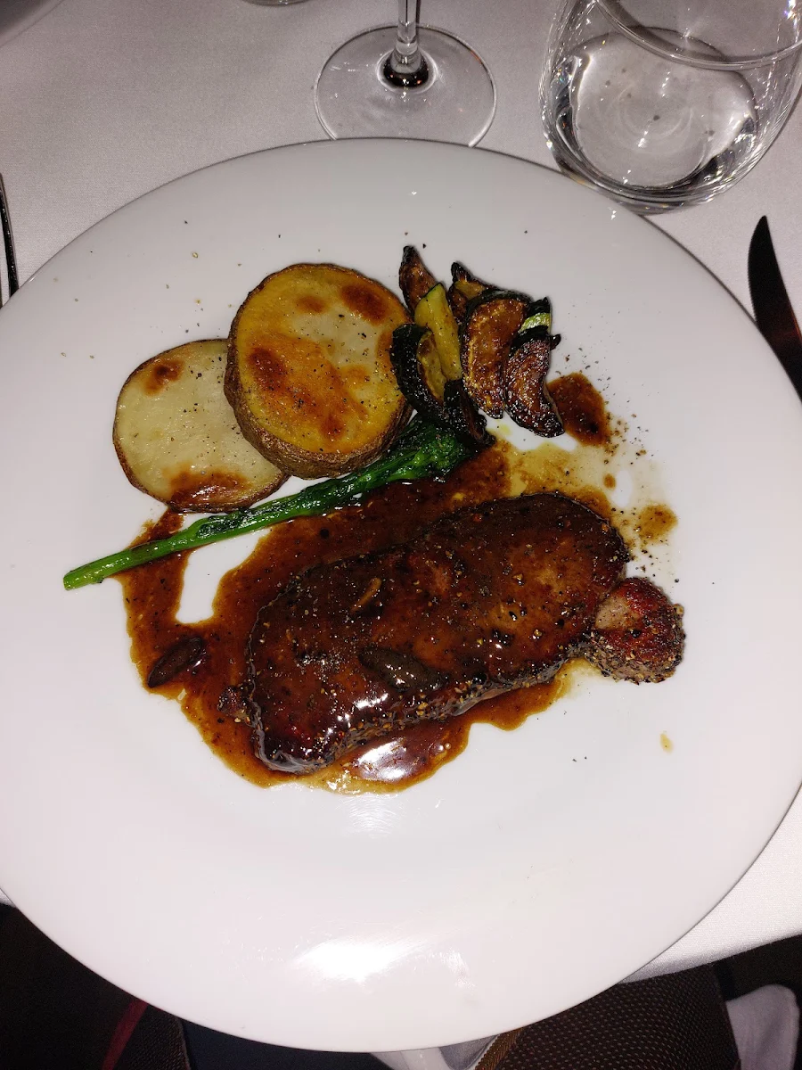 Contre-filet de Veau Sauce Au Poivre