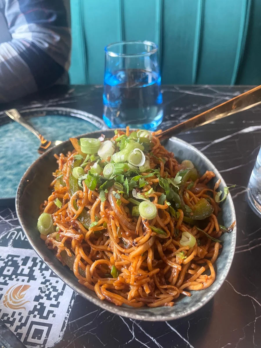 Street Style Chow Mein
