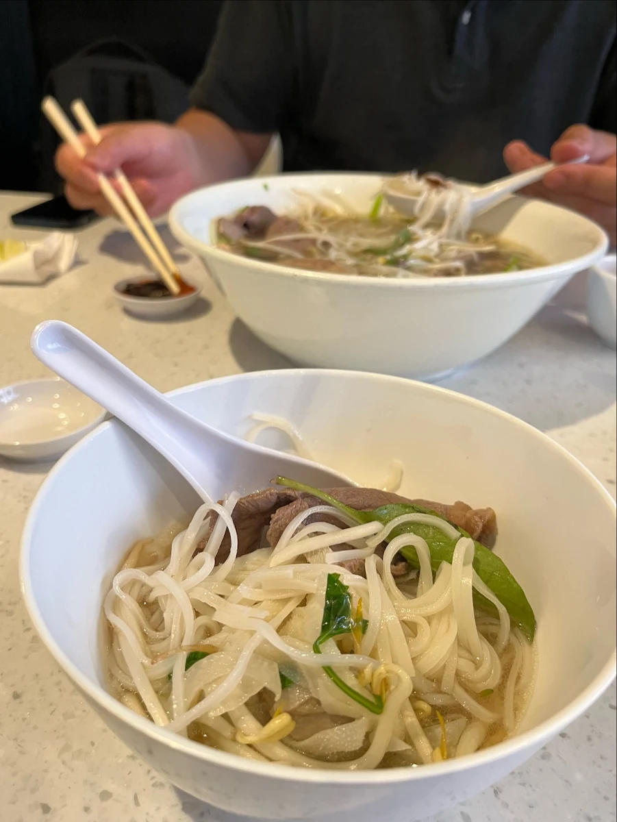 Rare Beef with Rice Noodle Su