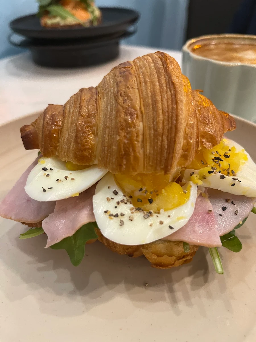 Egg Ham Croissant