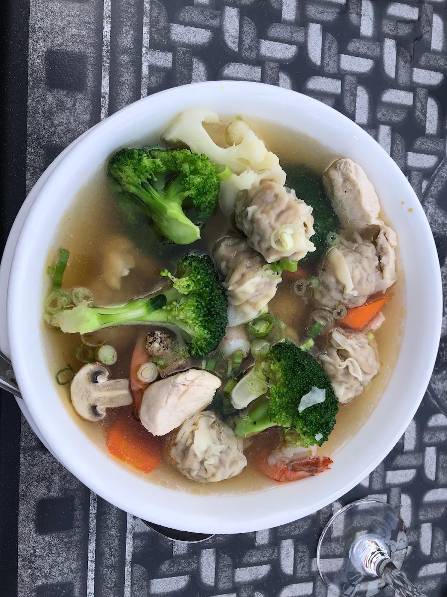 Prawns and Chicken Broccoli