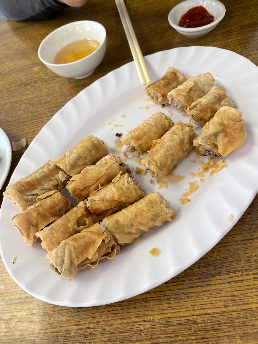 Tàu Hủ Ky Tôm