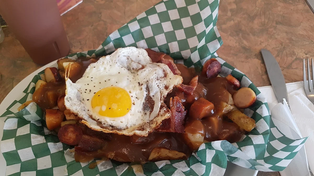 Breakfast Poutine