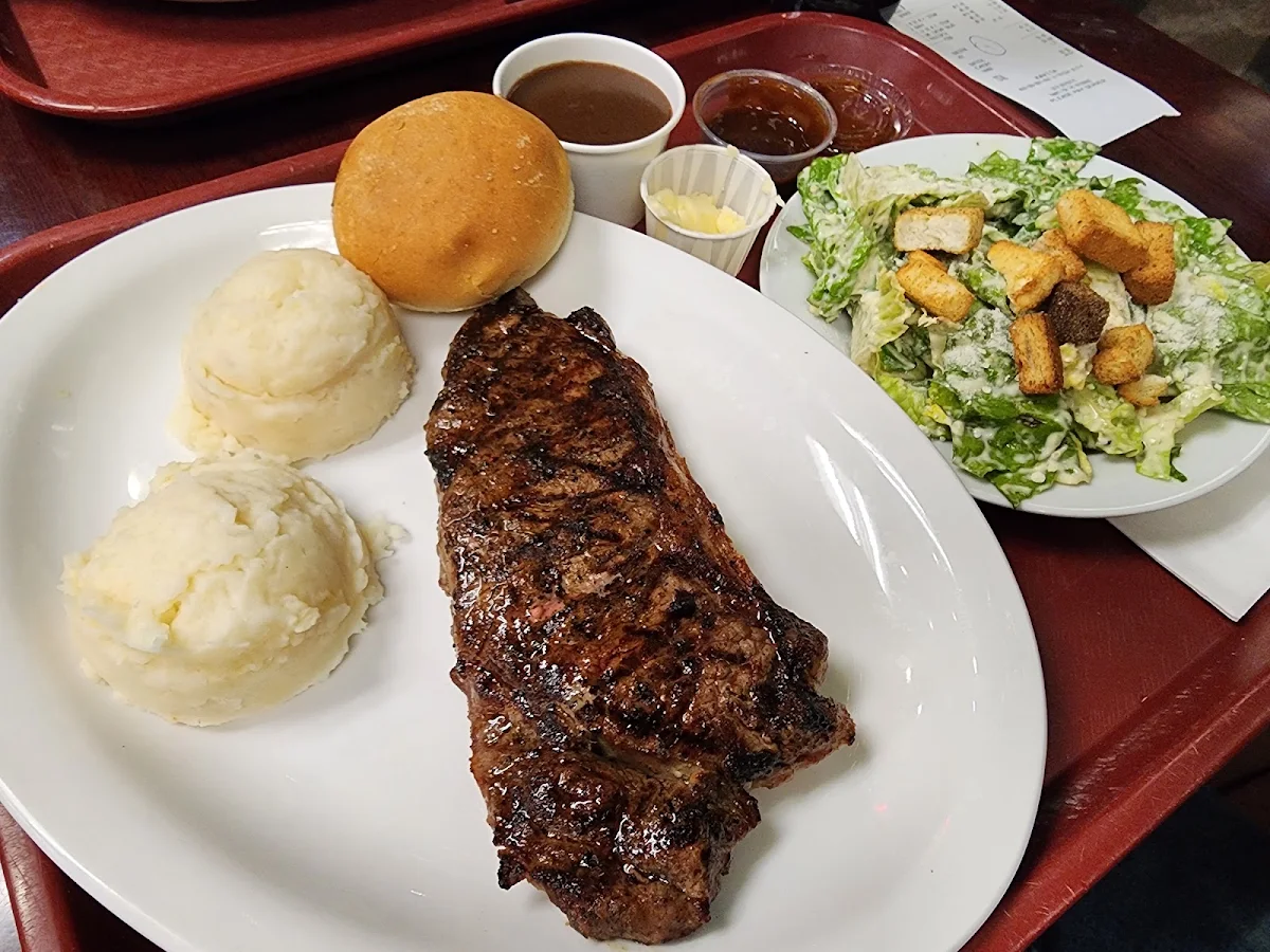 Steak and Mashed Potatoes with Gravy