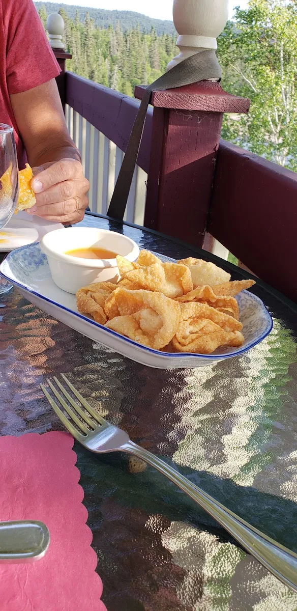 Won Tons with Dipping Sauce
