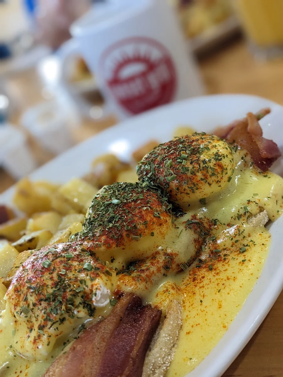 Eggs Benedict