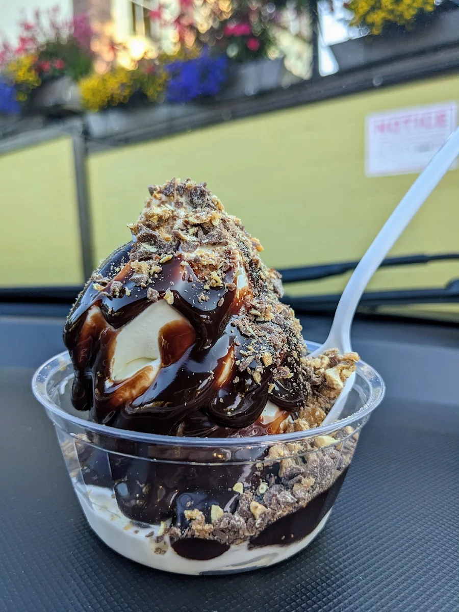 Hot Fudge Sundae