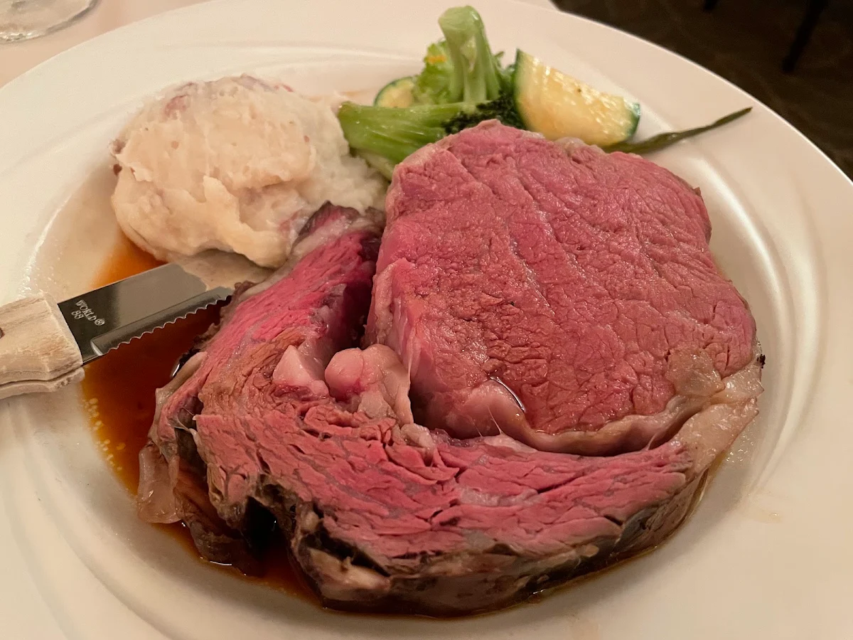 10 Oz Prime Rib