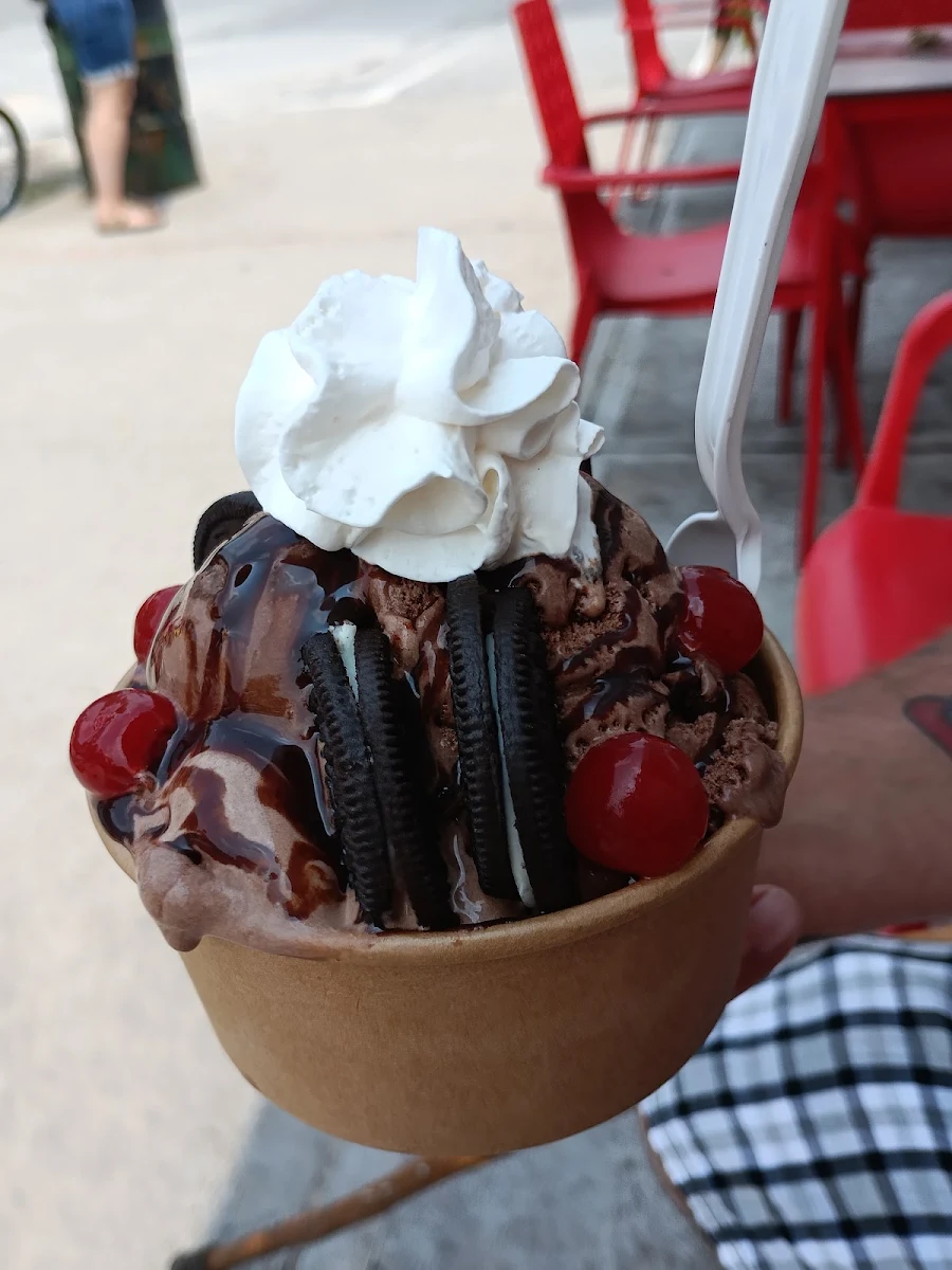 Brownie Sundae