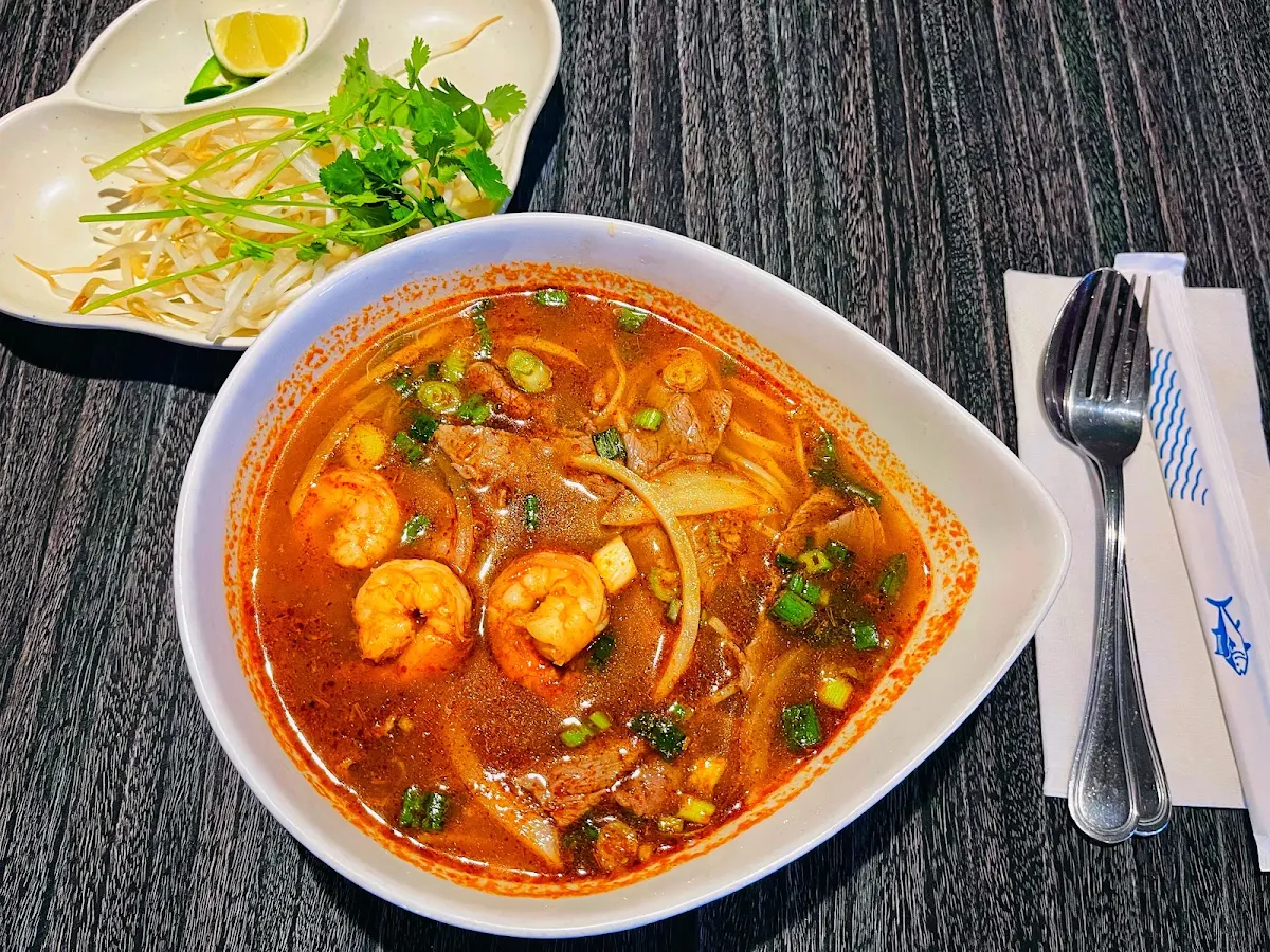 Pho Tom Yum