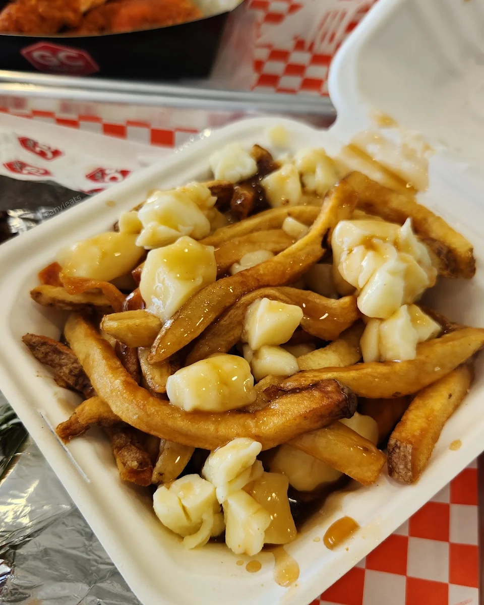 Classic Poutine Regular Serving