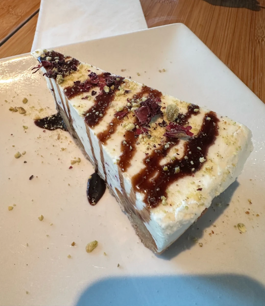 Gulab Jamun Cheese Cake