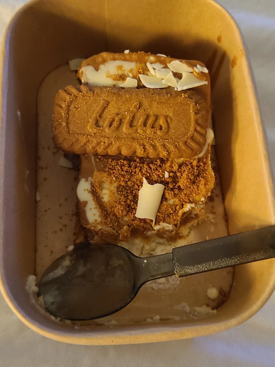 Lotus Biscoff Cheesecake