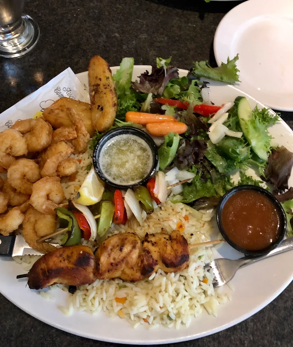 Riz Crevette Poulet Salade Verte