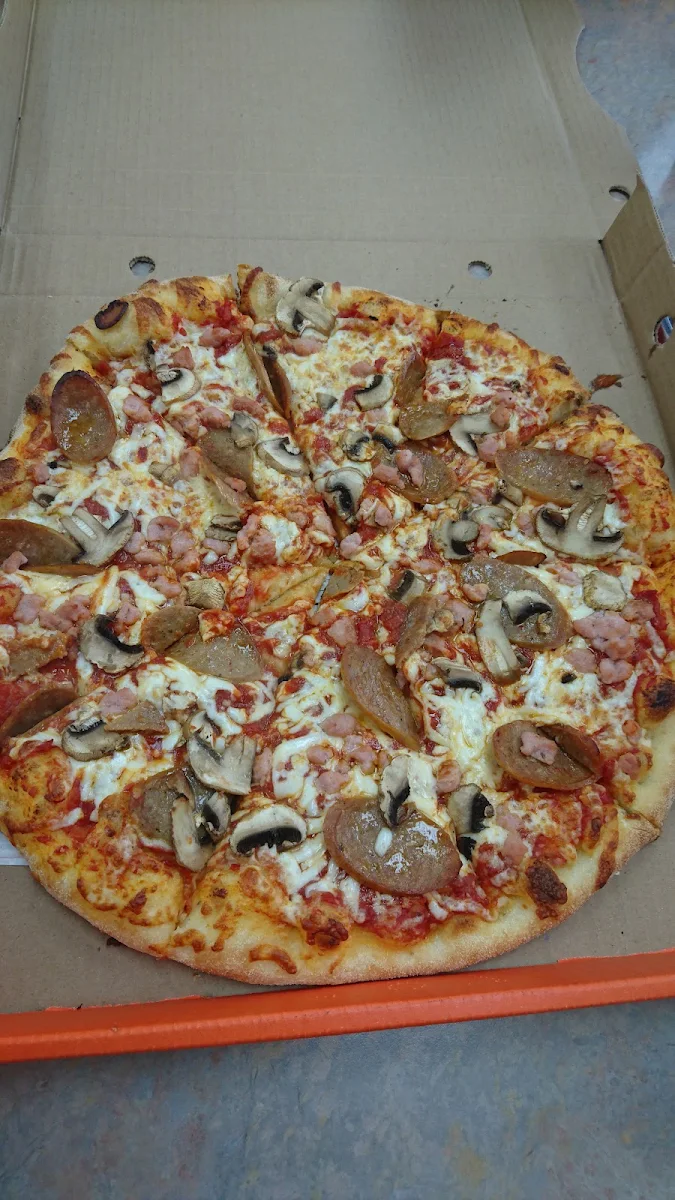3 Topping Medium Pizza