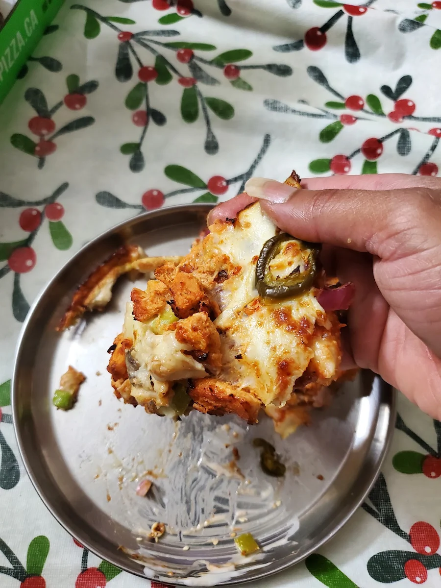 Chicken Tandoori Chicken Pizza