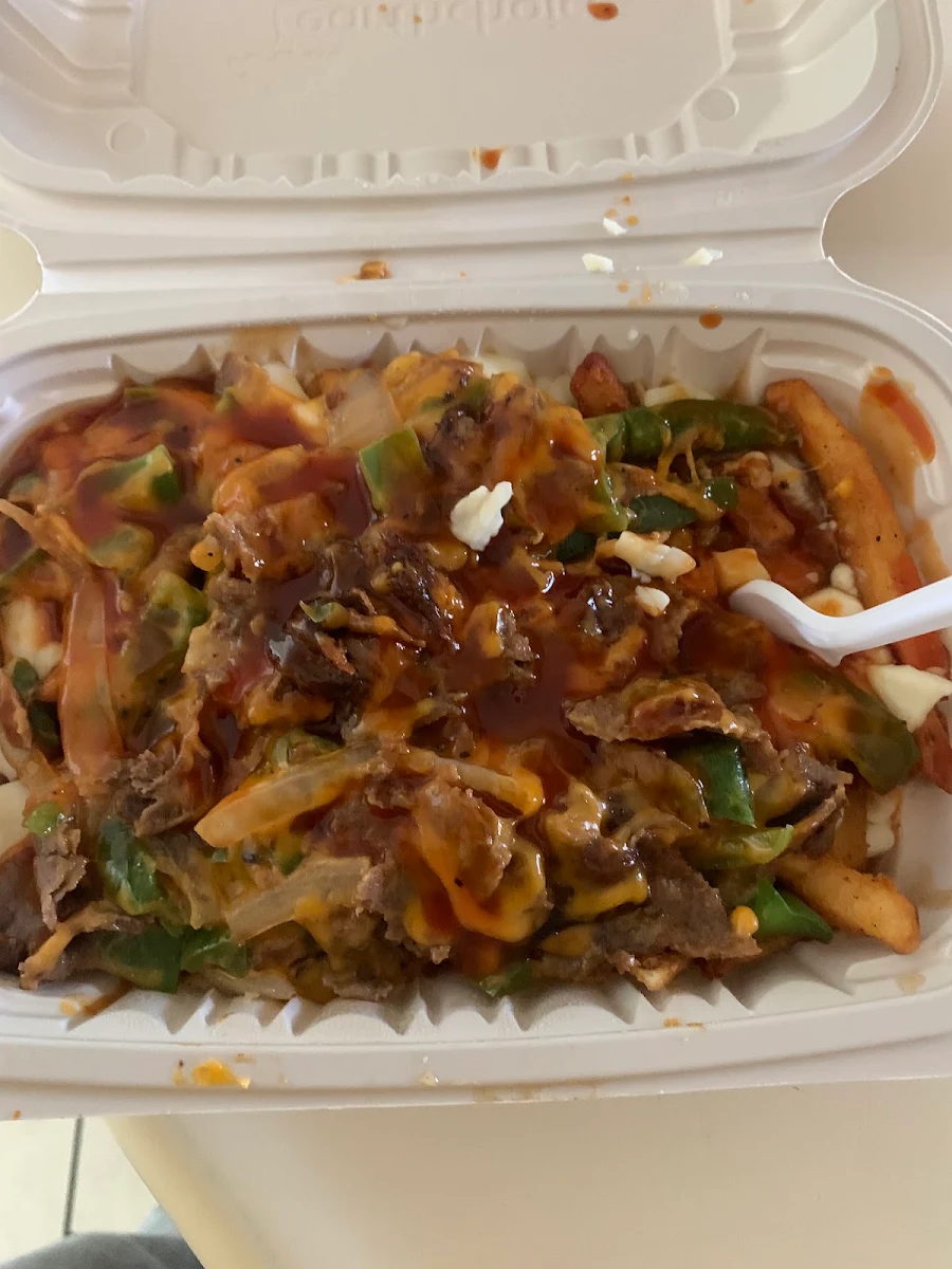Shawarma Poutine