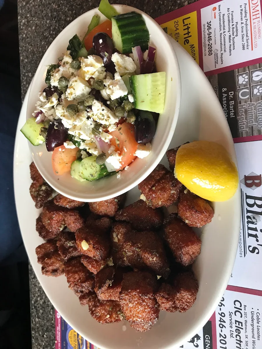 Dry Ribs with a Greek Salad