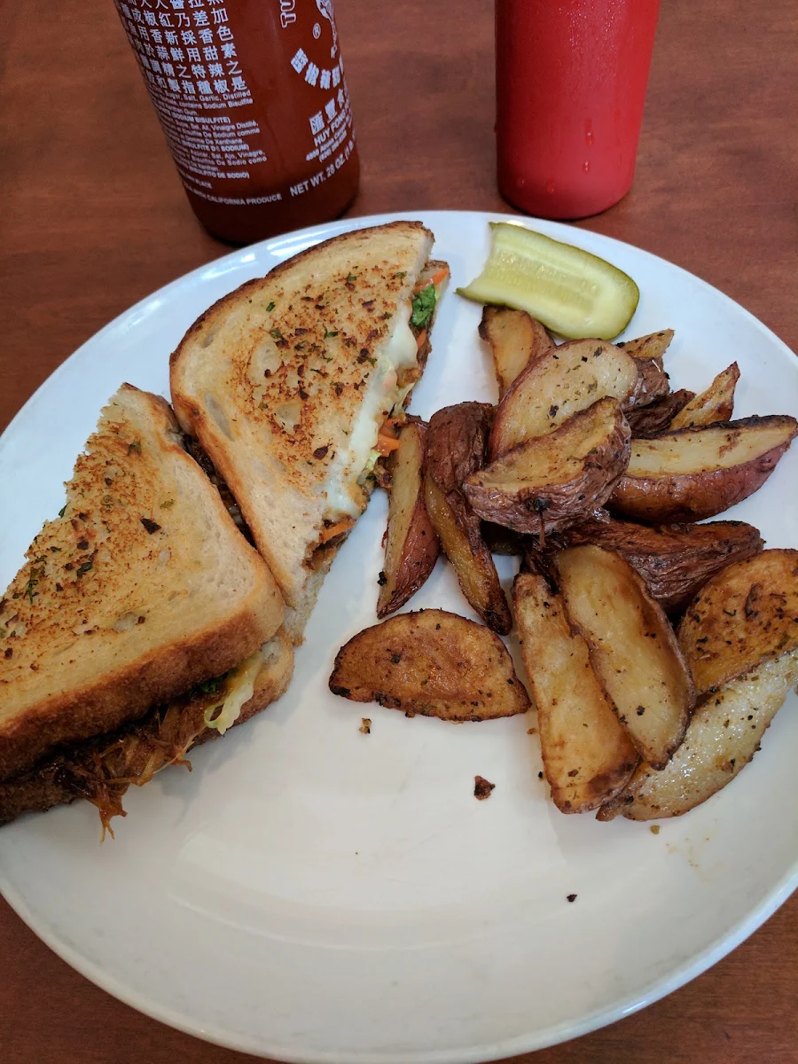 Pulled Pork Sandwich