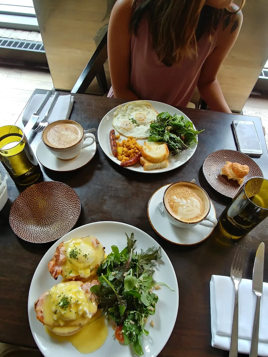 Egg Plate and Egg Sandwich
