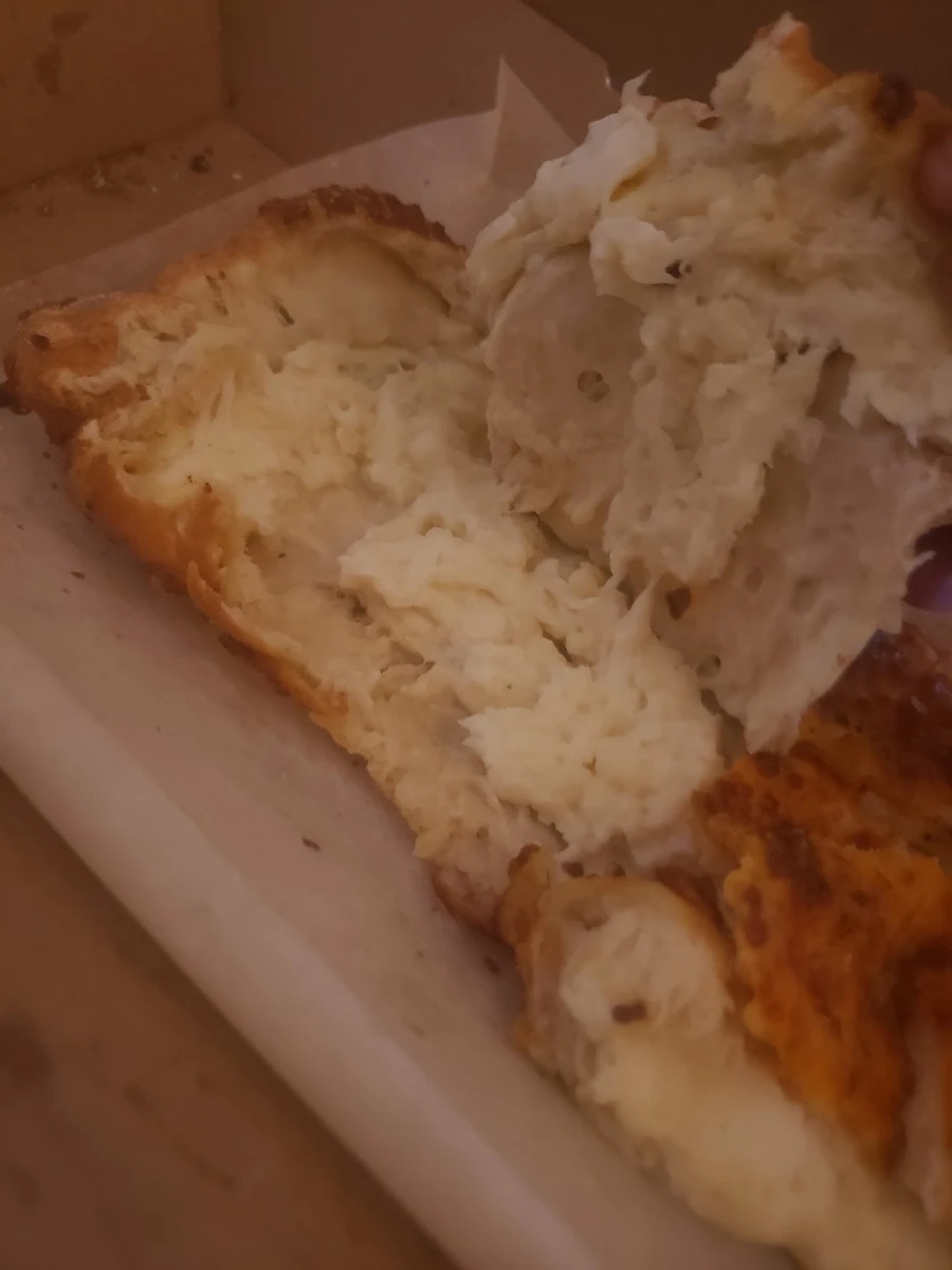 Stuffed Cheese Bread Dominos Pizza Tonno
